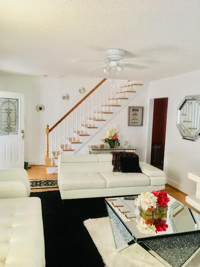 Fearlessrose Vacation Rental 89 Springfield Extérieur photo